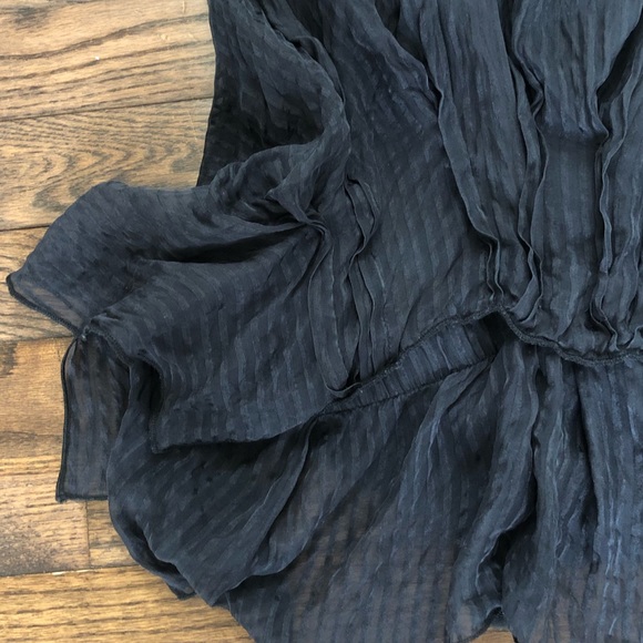 ♥️Black 2-layers wrap tie waist top sz 6-S - Picture 7 of 7